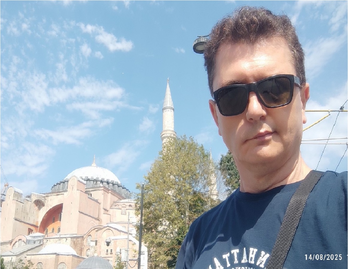 TOPRAĞIN FISILTISI-ÇANTA'NIN SESSİZ DİRENİŞİ