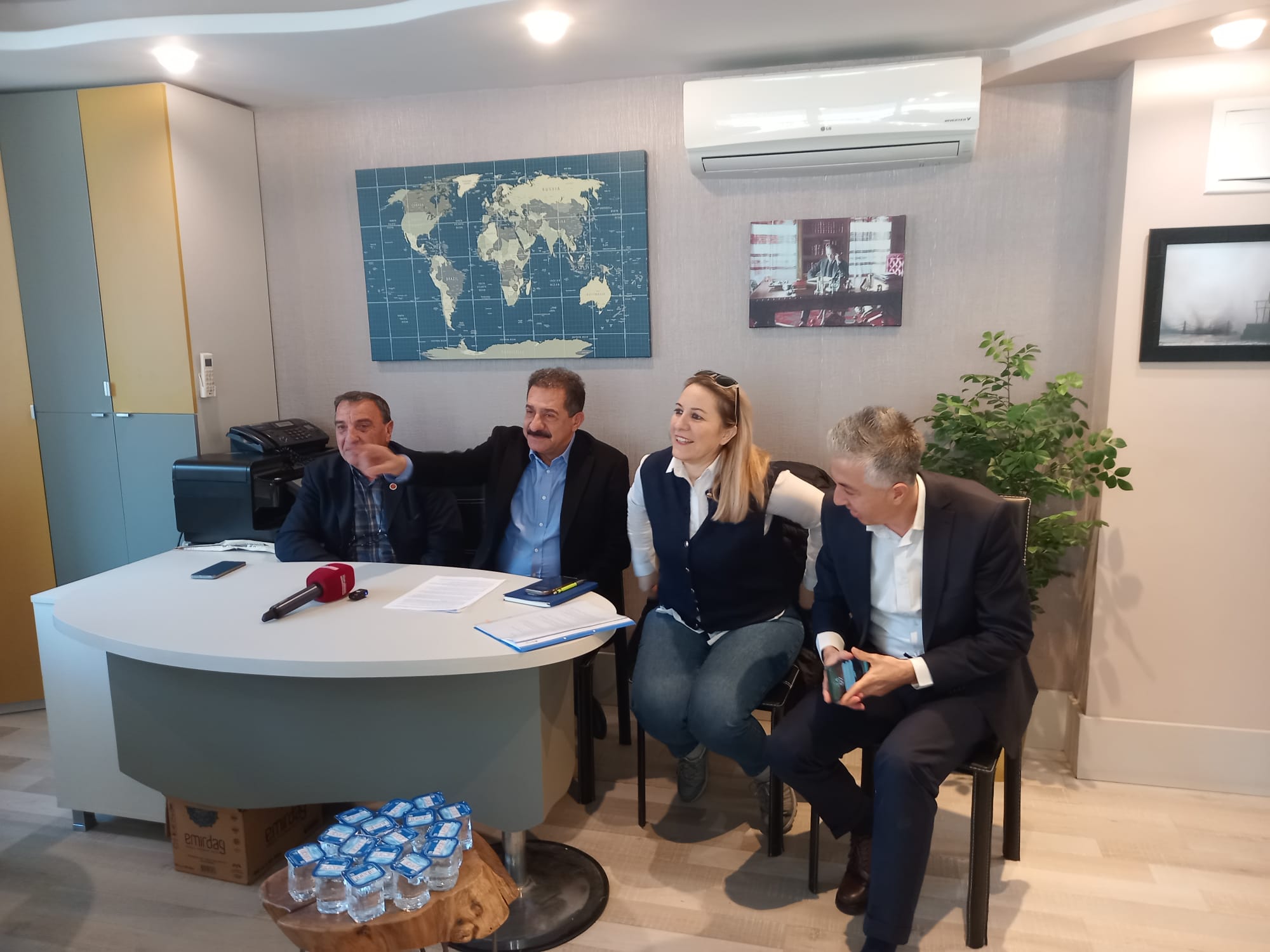 Ancak Cesur Yürekler İpi Göğüsler
